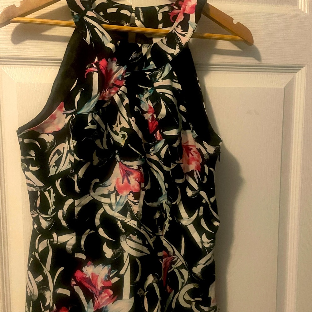 WHBM top Size 8 EUC
